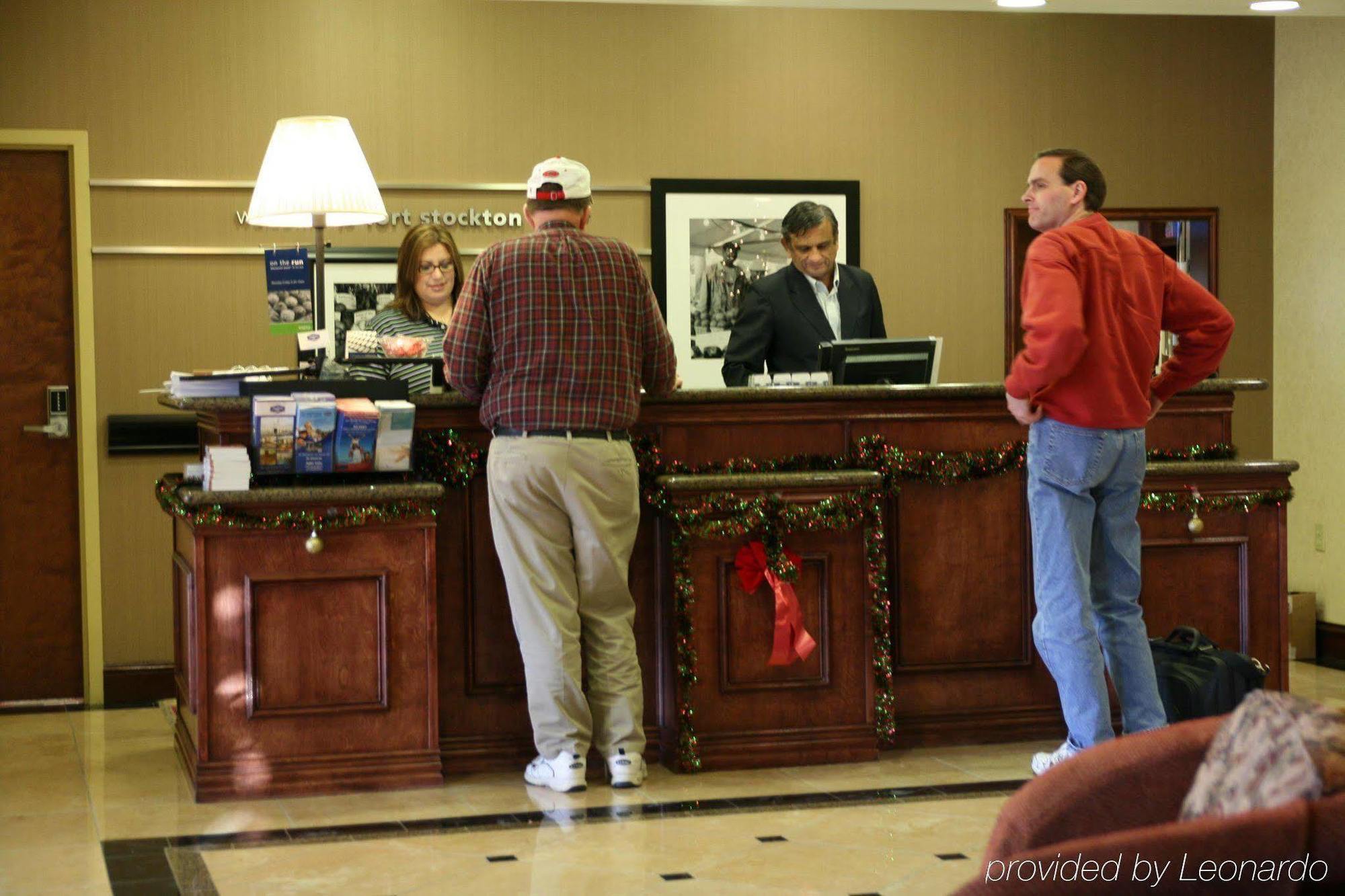 Hampton Inn Fort Stockton Beltér fotó